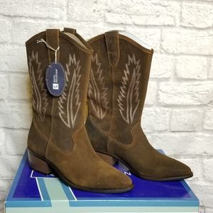 White Mountain Caraway Leather Boots Sz 9 Womens